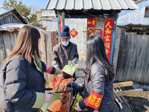 队开展清明节消防安全“多维度”宣传活动尊龙凯时网大兴安岭消防救援支队呼玛大(图2)